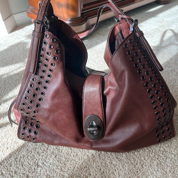 Coach shoulder bag - Picture 1 of 4